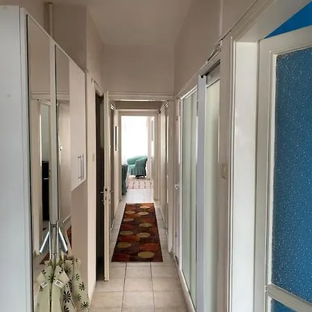 Mecidiyekoy Center,ortaklar Street Appartement *